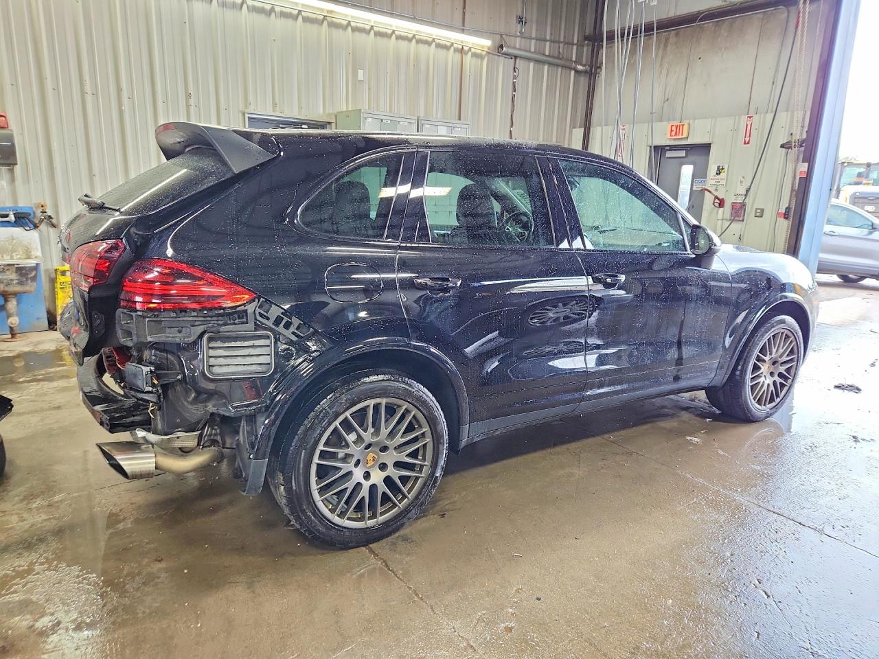 2017 PORSCHE CAYENNE — снимка 3