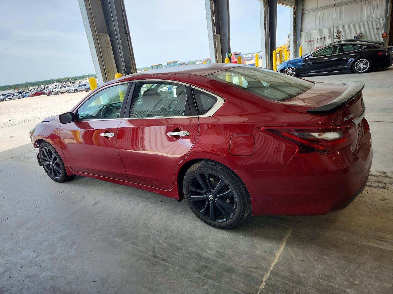 2017 NISSAN ALTIMA 2.5 SR — снимка 2