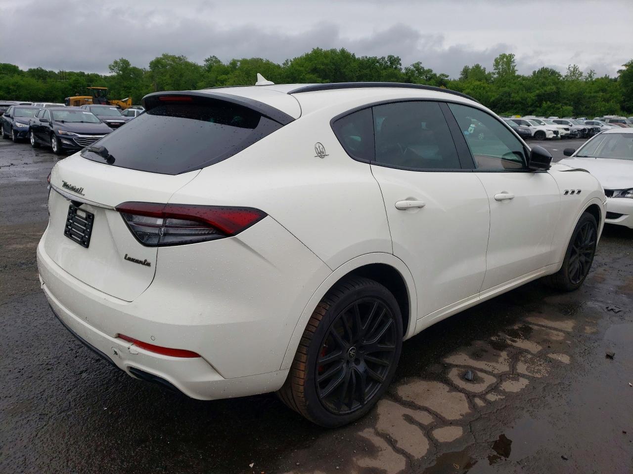 2021 MASERATI LEVANTE S — снимка 3