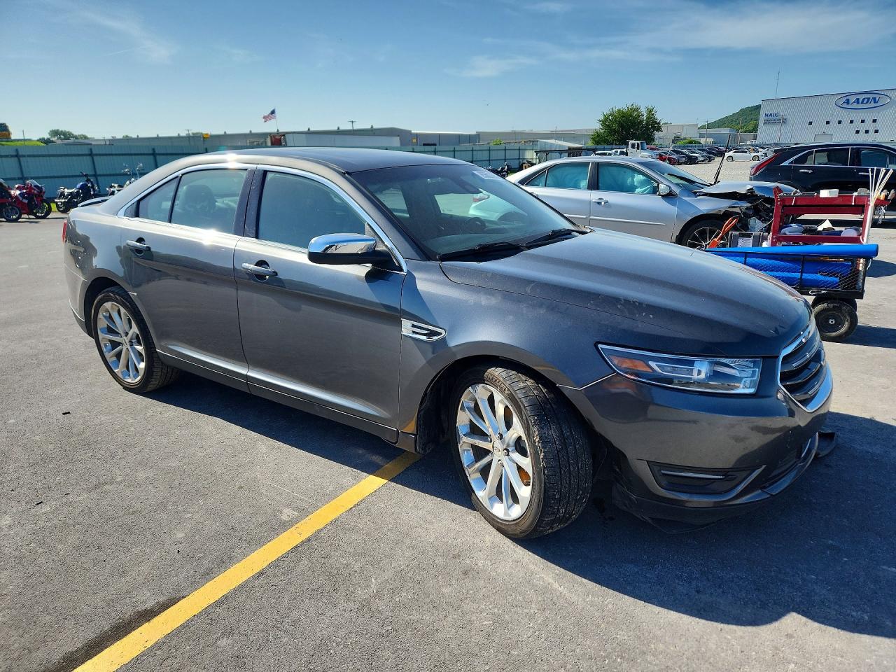 2017 FORD TAURUS LIMITED — снимка 4