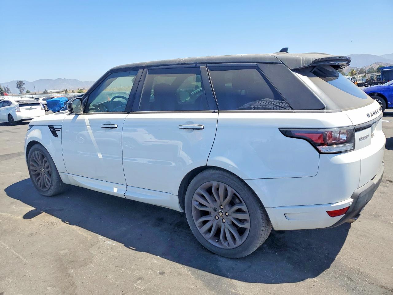 2016 LAND ROVER RANGE ROVER SPORT HST — снимка 2