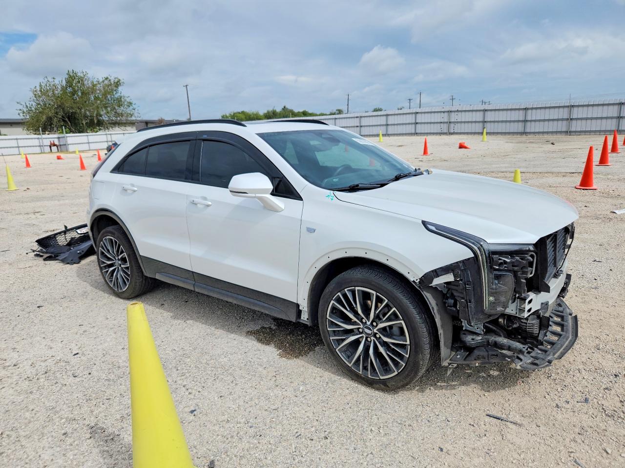 2024 CADILLAC XT4 SPORT — снимка 4