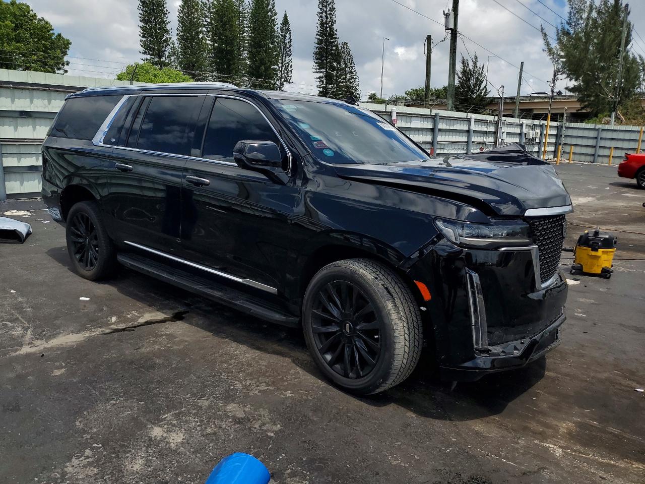 2023 CADILLAC ESCALADE ESV LUXURY — снимка 4