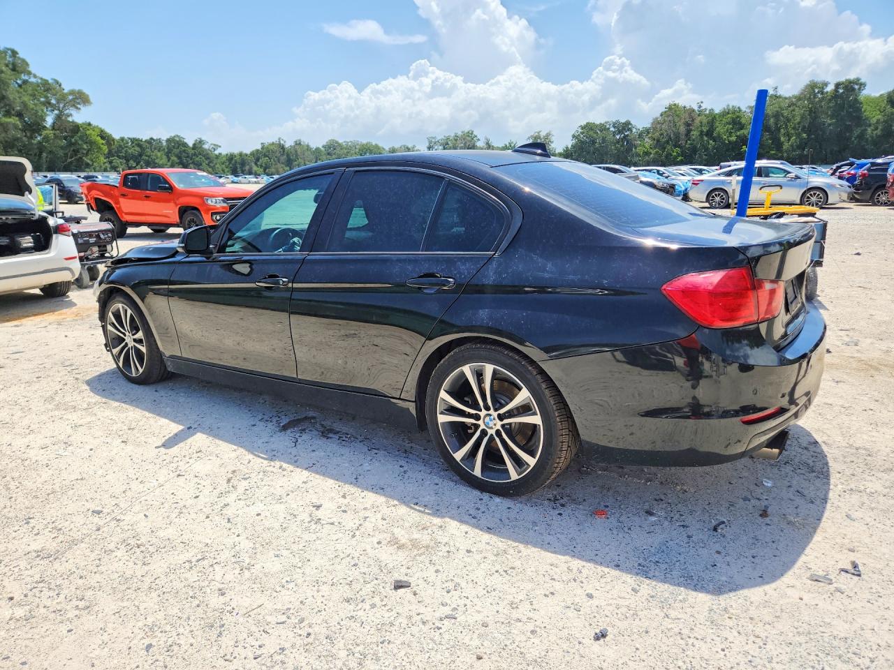 2015 BMW 328 I — снимка 2