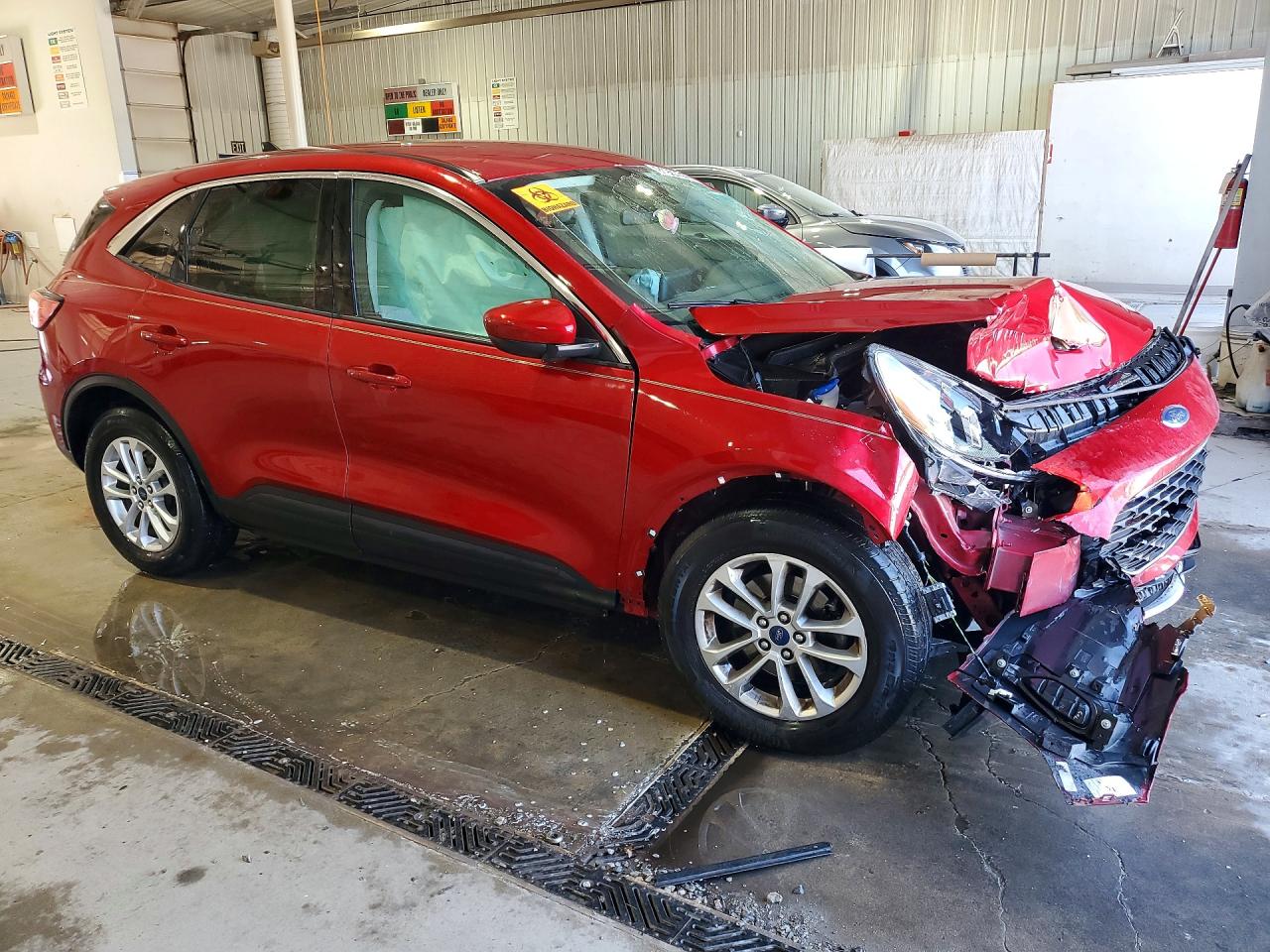 2021 FORD ESCAPE SE — снимка 4