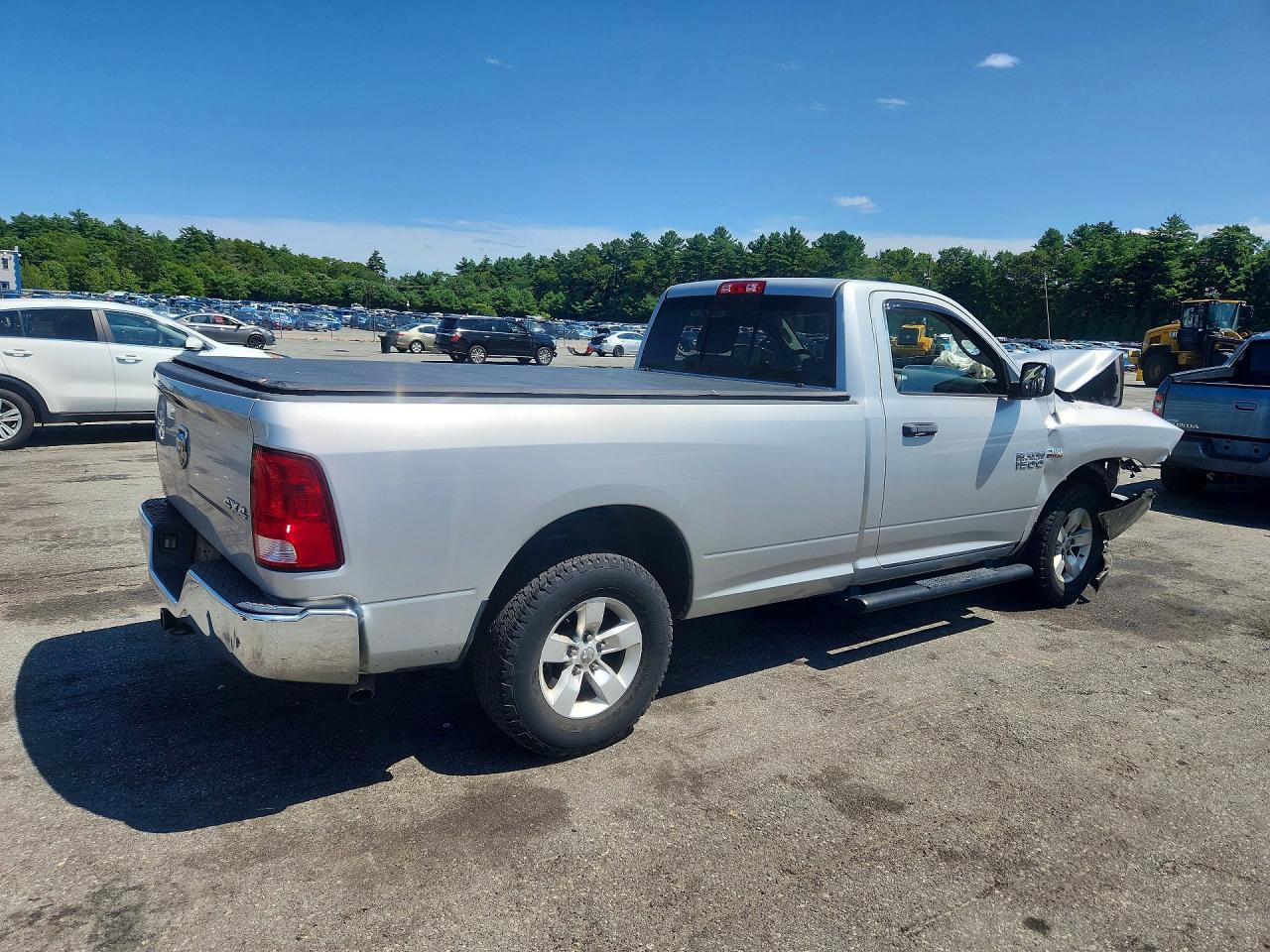 2015 RAM 1500 ST — снимка 3
