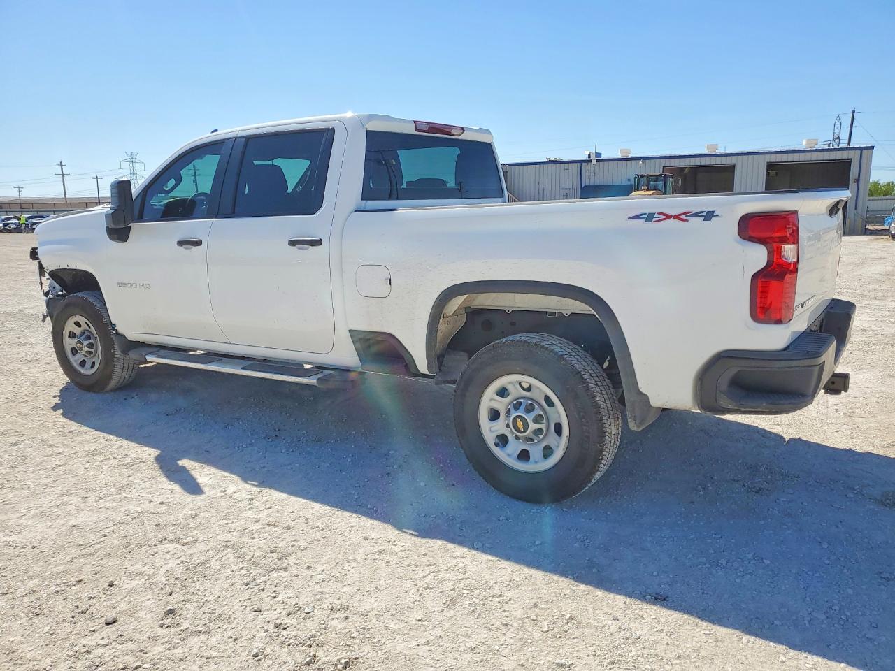2026 CHEVROLET SILVERADO K2500 HEAVY DUTY — снимка 2
