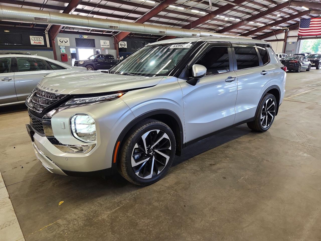 2023 MITSUBISHI OUTLANDER SE