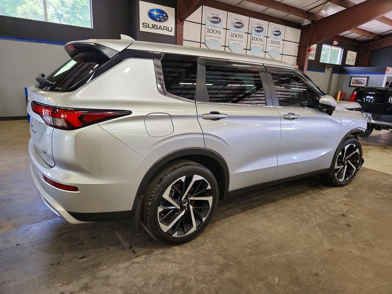 2023 MITSUBISHI OUTLANDER SE — снимка 3
