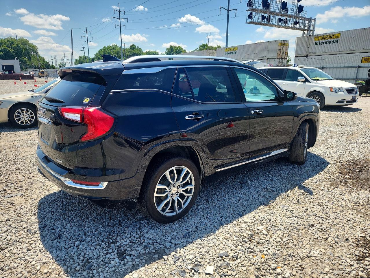 2022 GMC TERRAIN DENALI — снимка 3