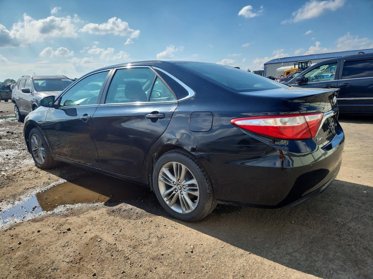 2017 TOYOTA CAMRY SE — снимка 2