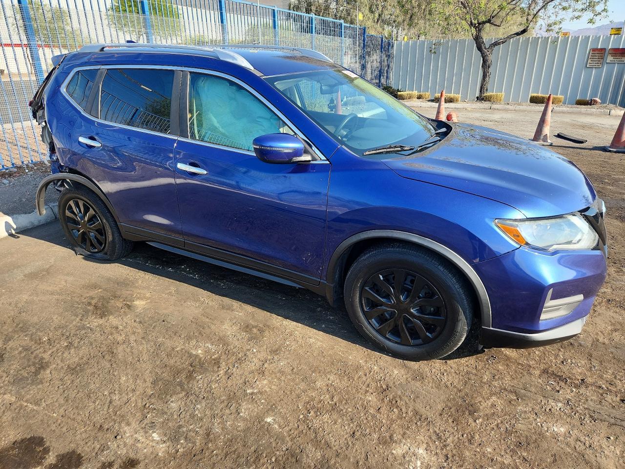 2017 NISSAN ROGUE S — снимка 4
