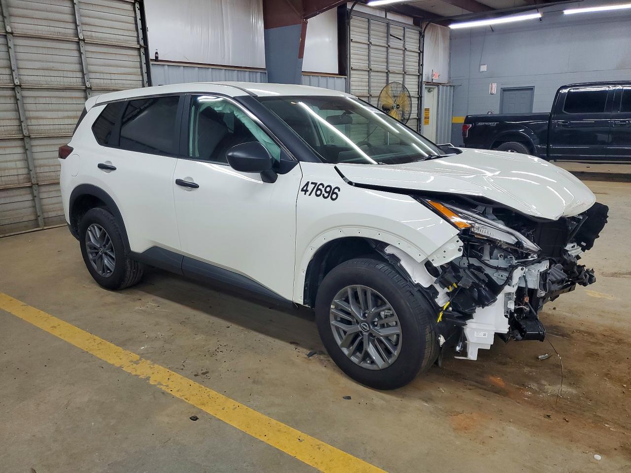 2026 NISSAN ROGUE S — снимка 4