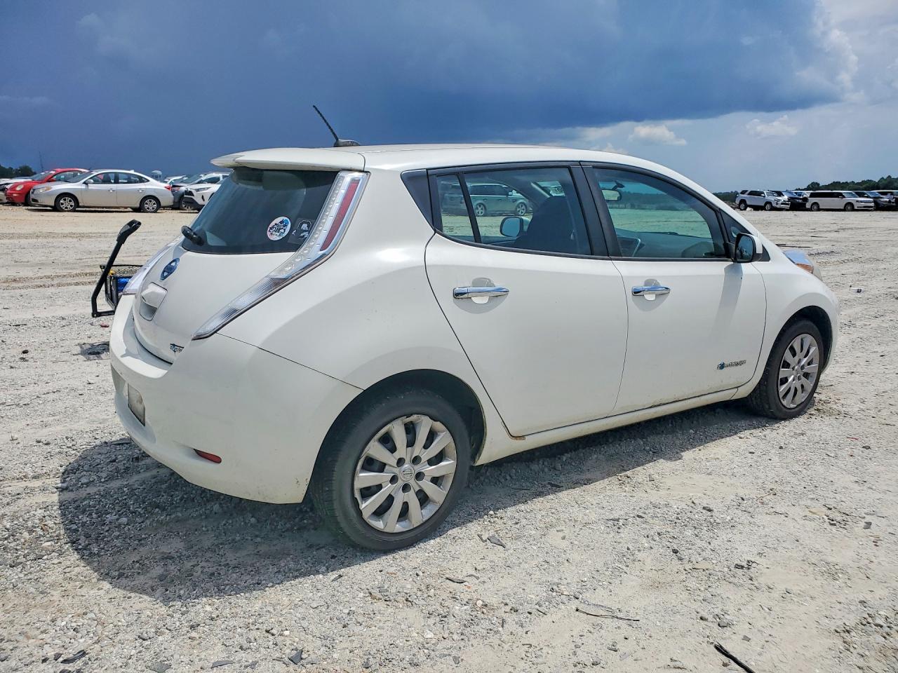 2015 NISSAN LEAF S — снимка 3