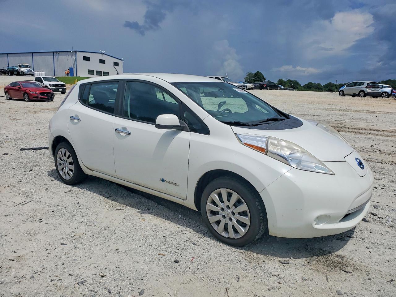 2015 NISSAN LEAF S — снимка 4