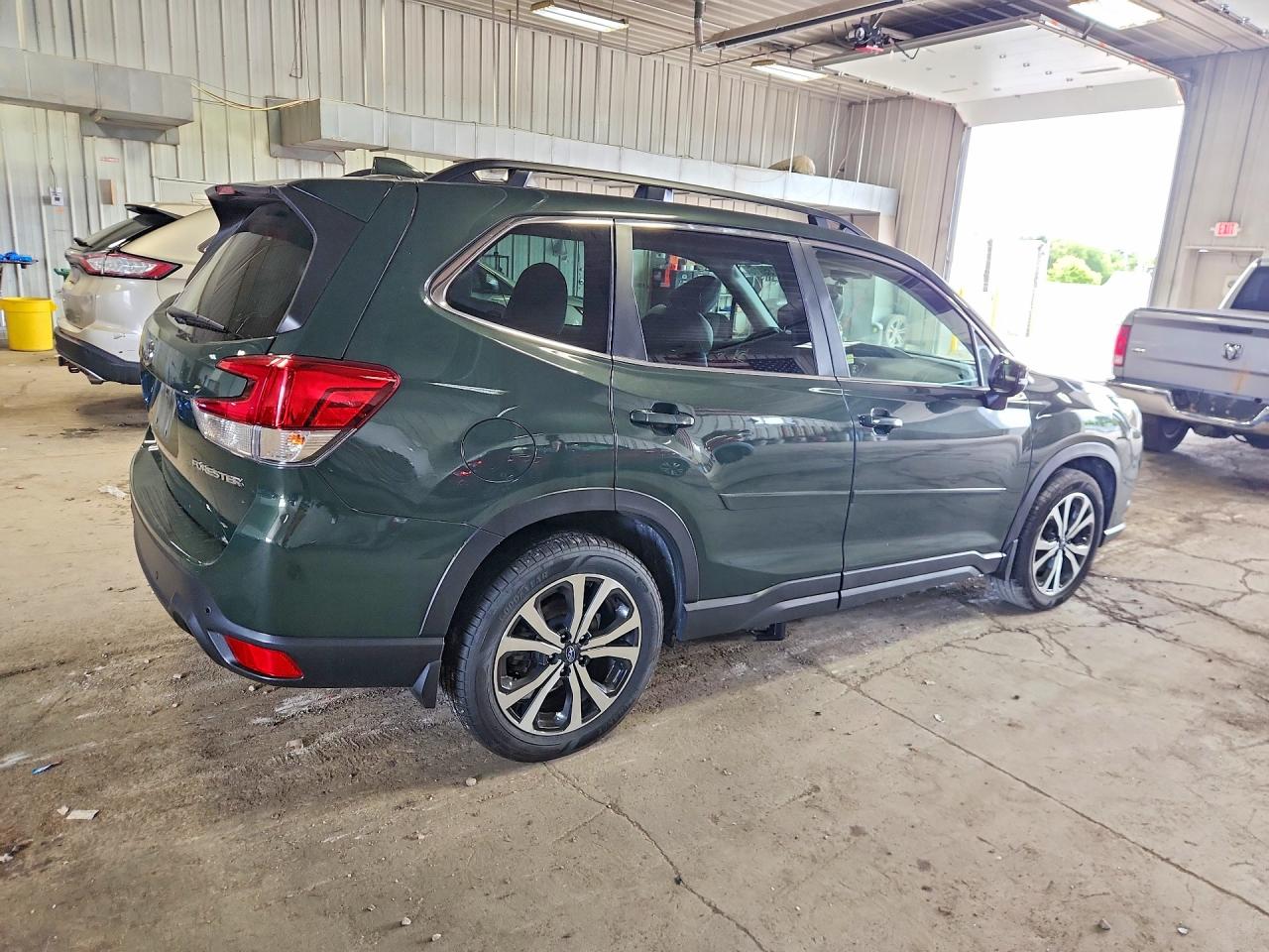 2023 SUBARU FORESTER LIMITED — снимка 3