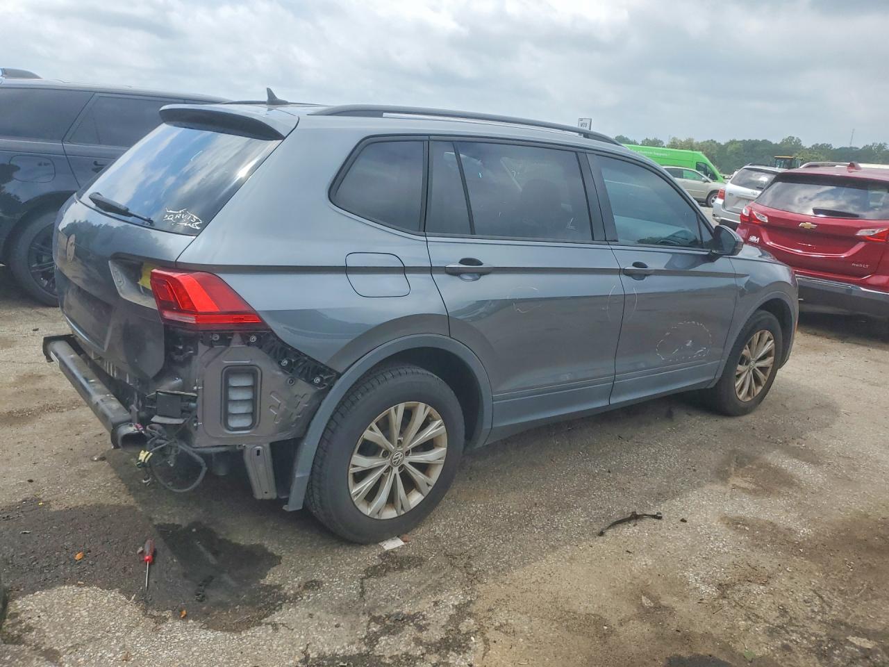 2020 VOLKSWAGEN TIGUAN S — снимка 3