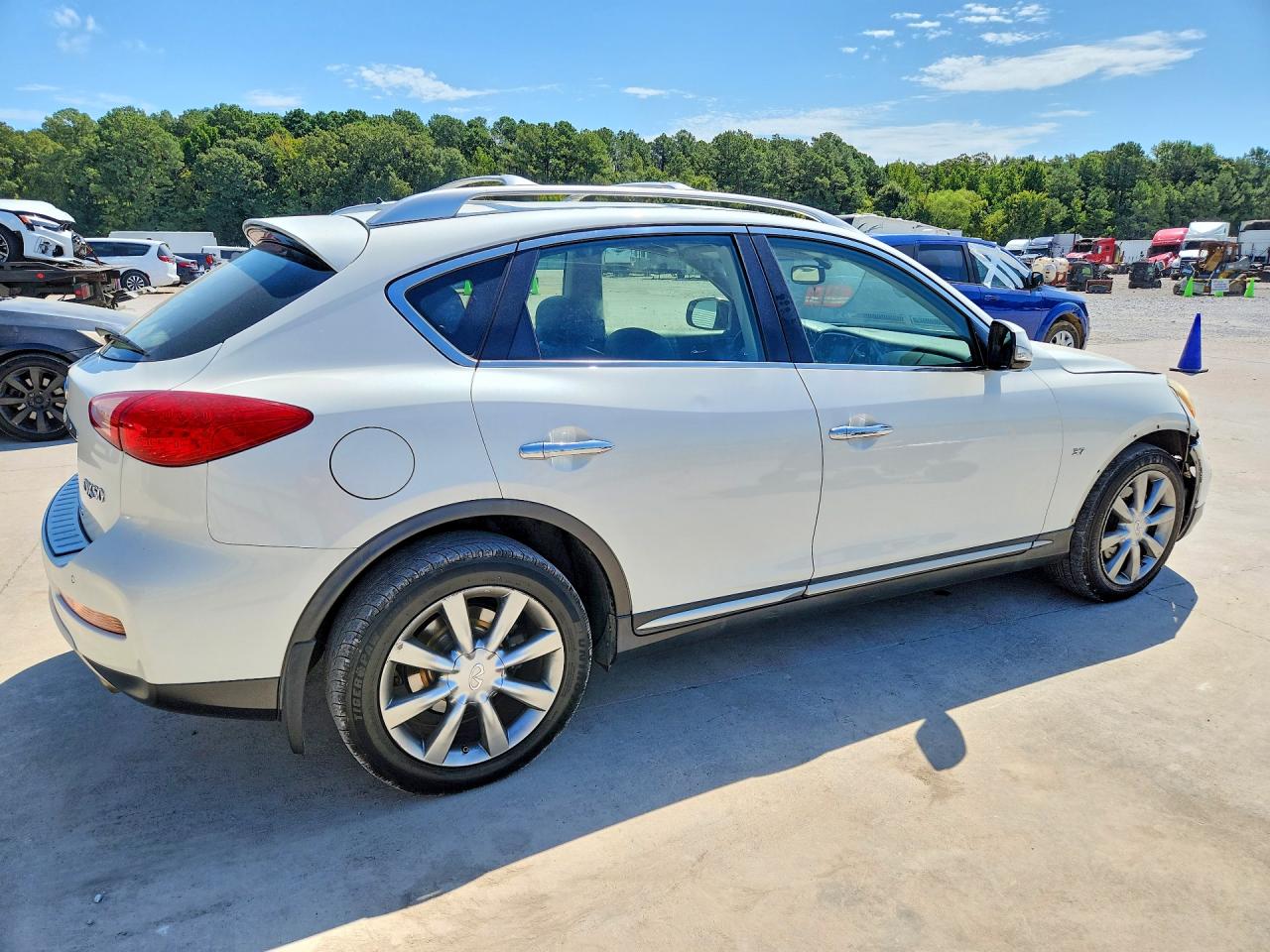 2017 INFINITI QX50 BASE — снимка 3
