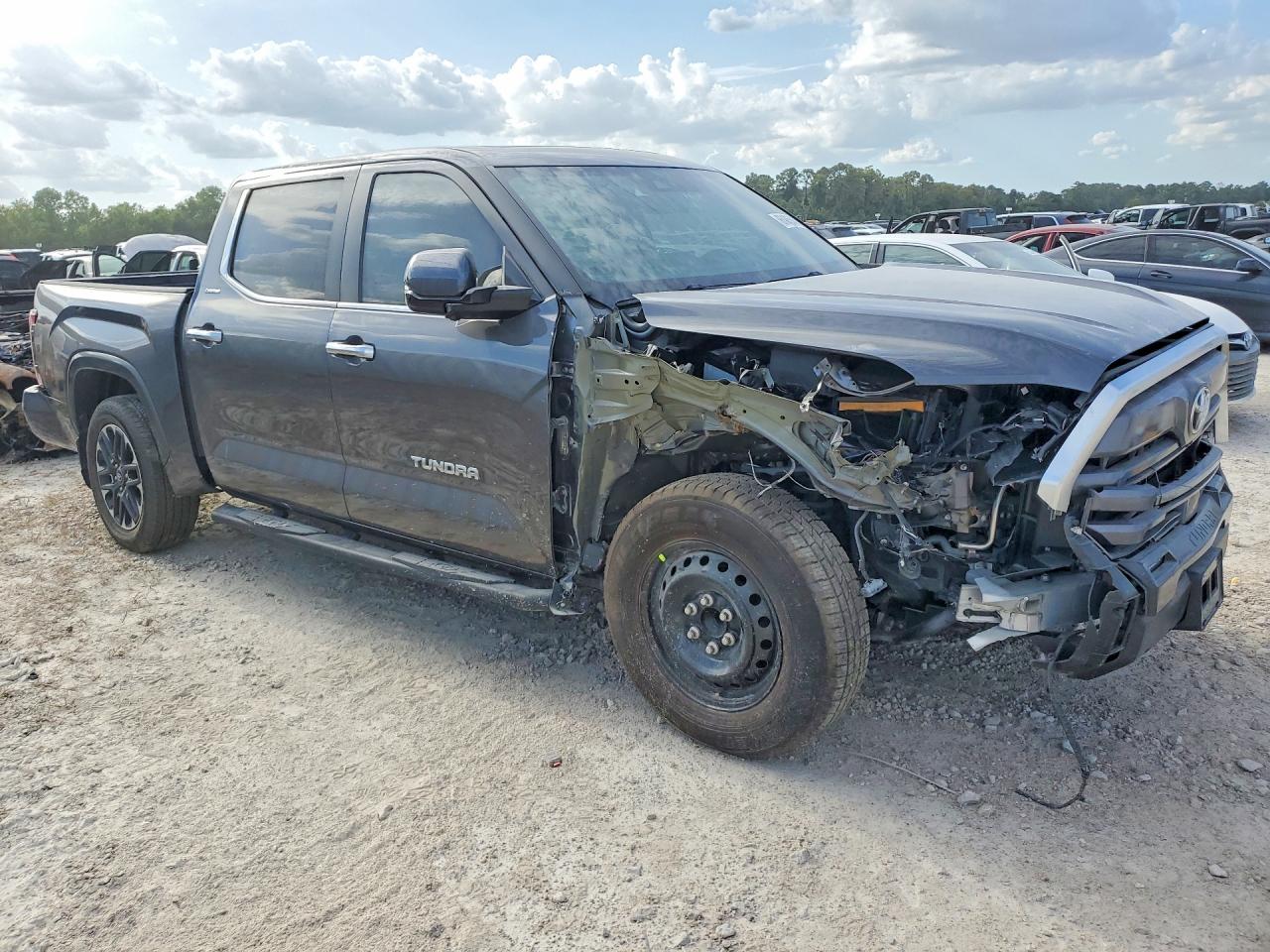 2026 TOYOTA TUNDRA CREWMAX LIMITED — снимка 4