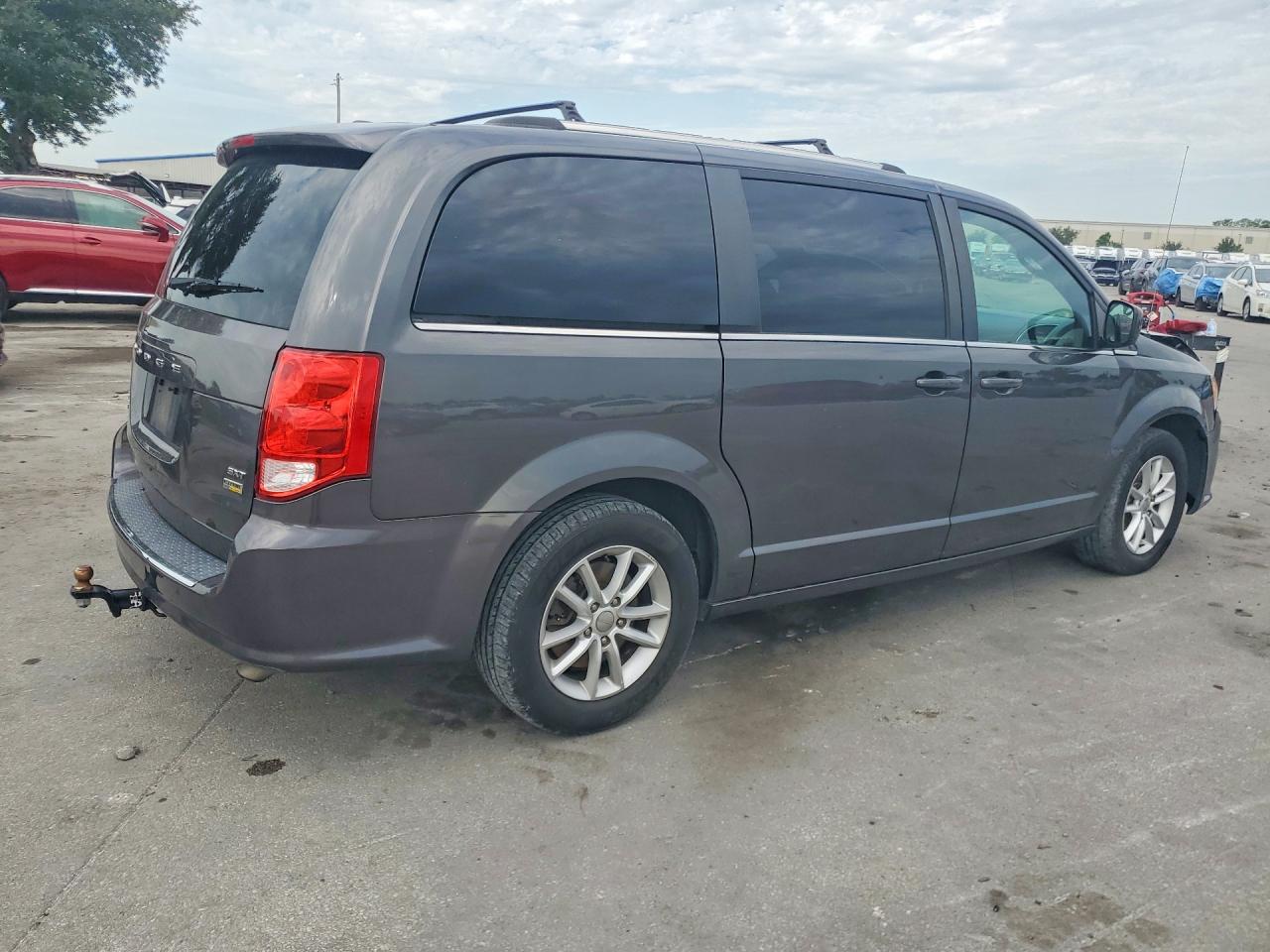 2018 DODGE GRAND CARAVAN SXT — снимка 3