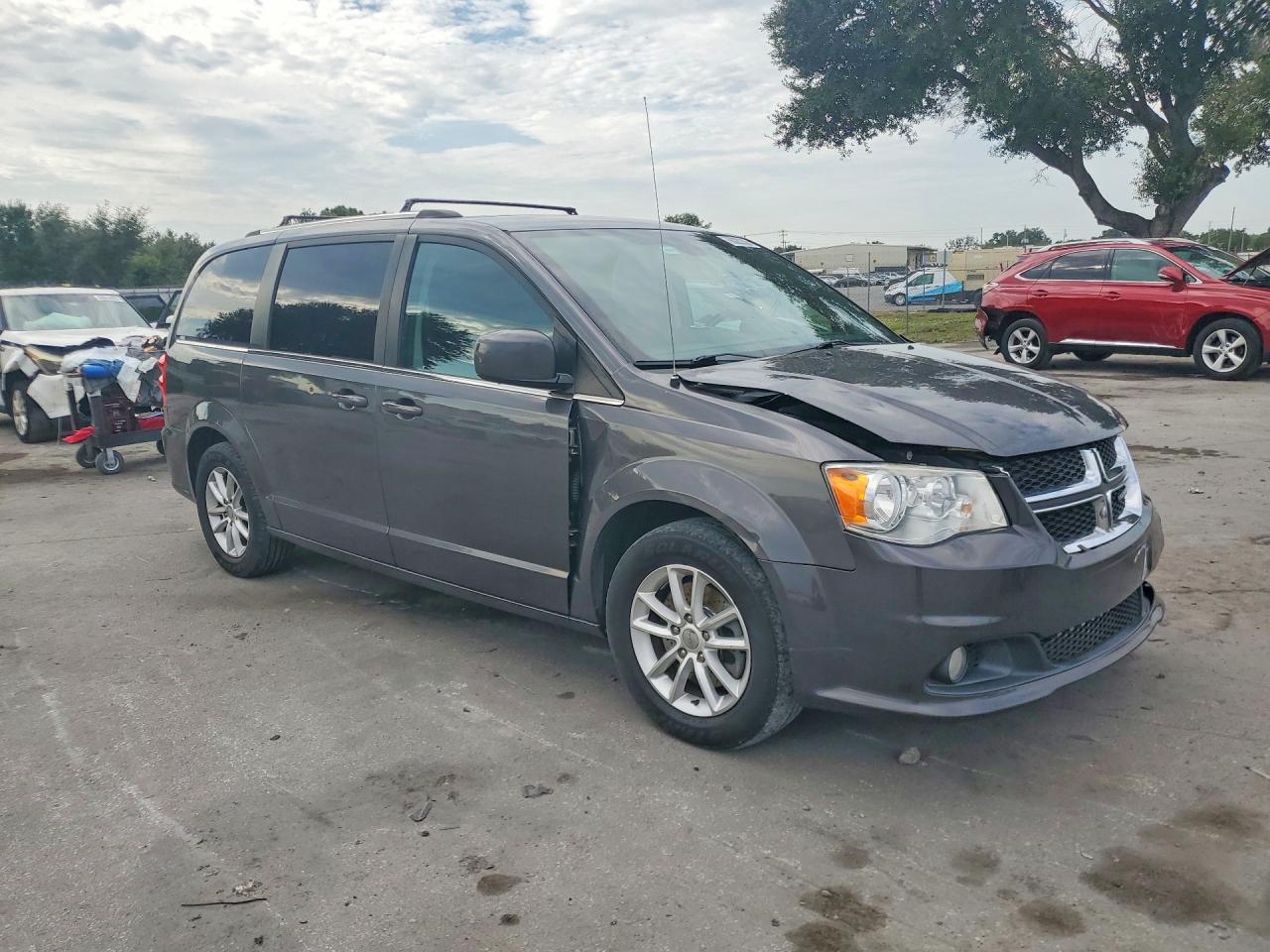 2018 DODGE GRAND CARAVAN SXT — снимка 4