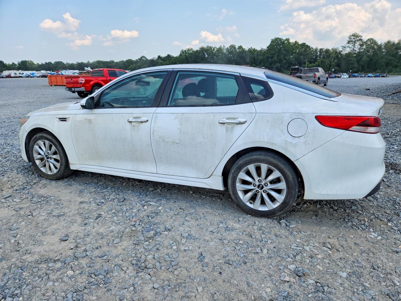 2017 KIA OPTIMA LX — снимка 2
