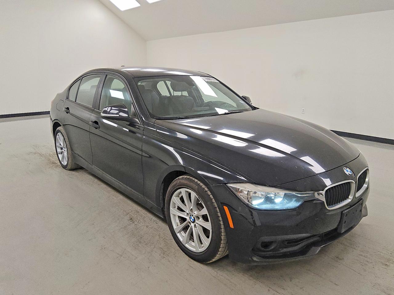 2017 BMW 320 I — снимка 4