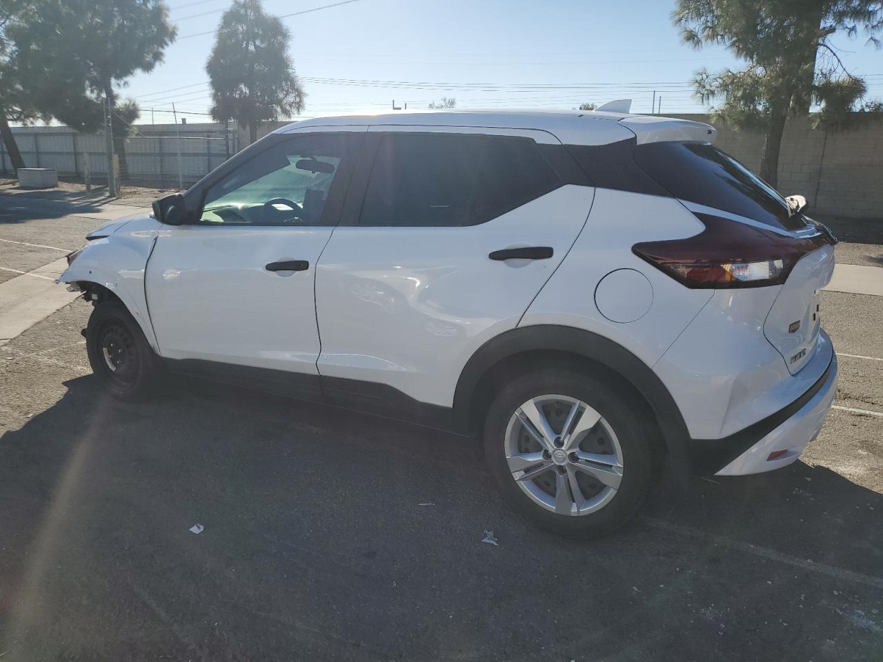 2021 NISSAN KICKS S — снимка 2