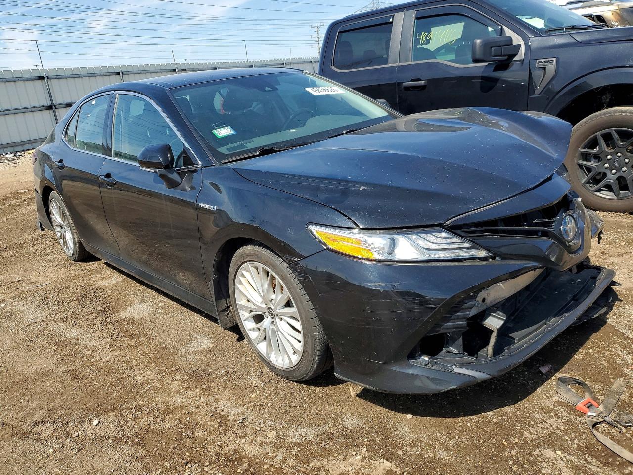 2020 TOYOTA CAMRY XLE — снимка 4