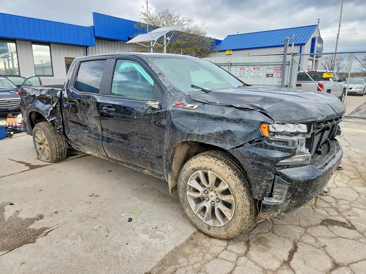2019 CHEVROLET SILVERADO K1500 RST — снимка 4