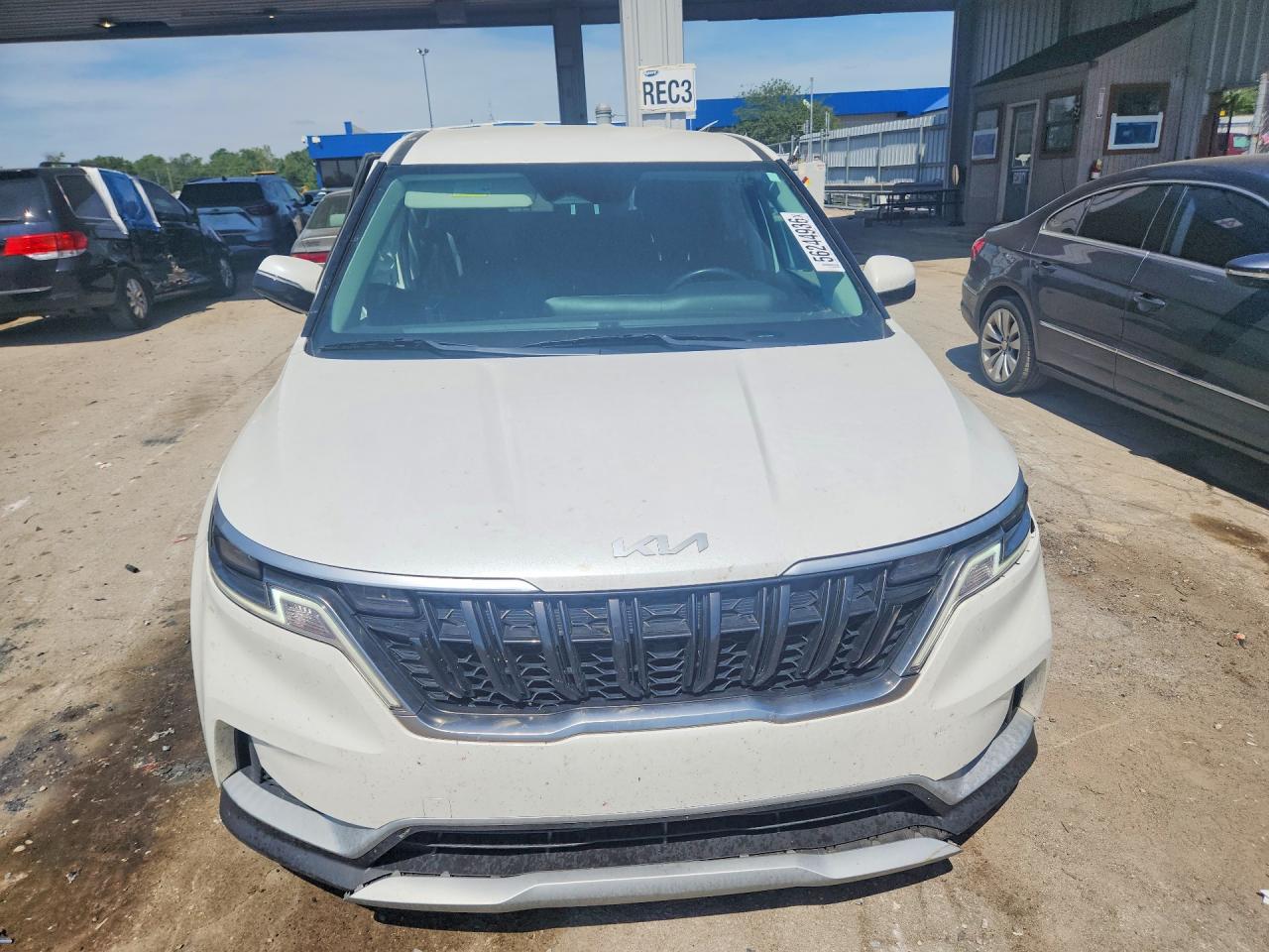 2024 KIA CARNIVAL LX — снимка 5