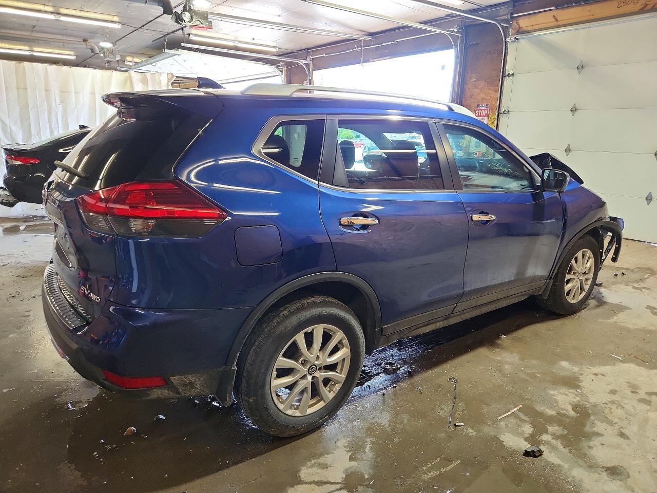 2017 NISSAN ROGUE SV — снимка 3