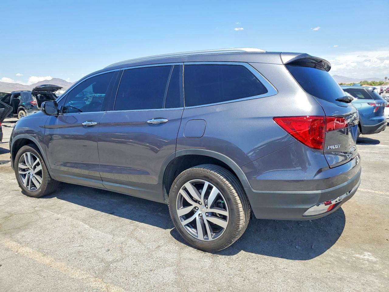 2018 HONDA PILOT TOURING — снимка 2