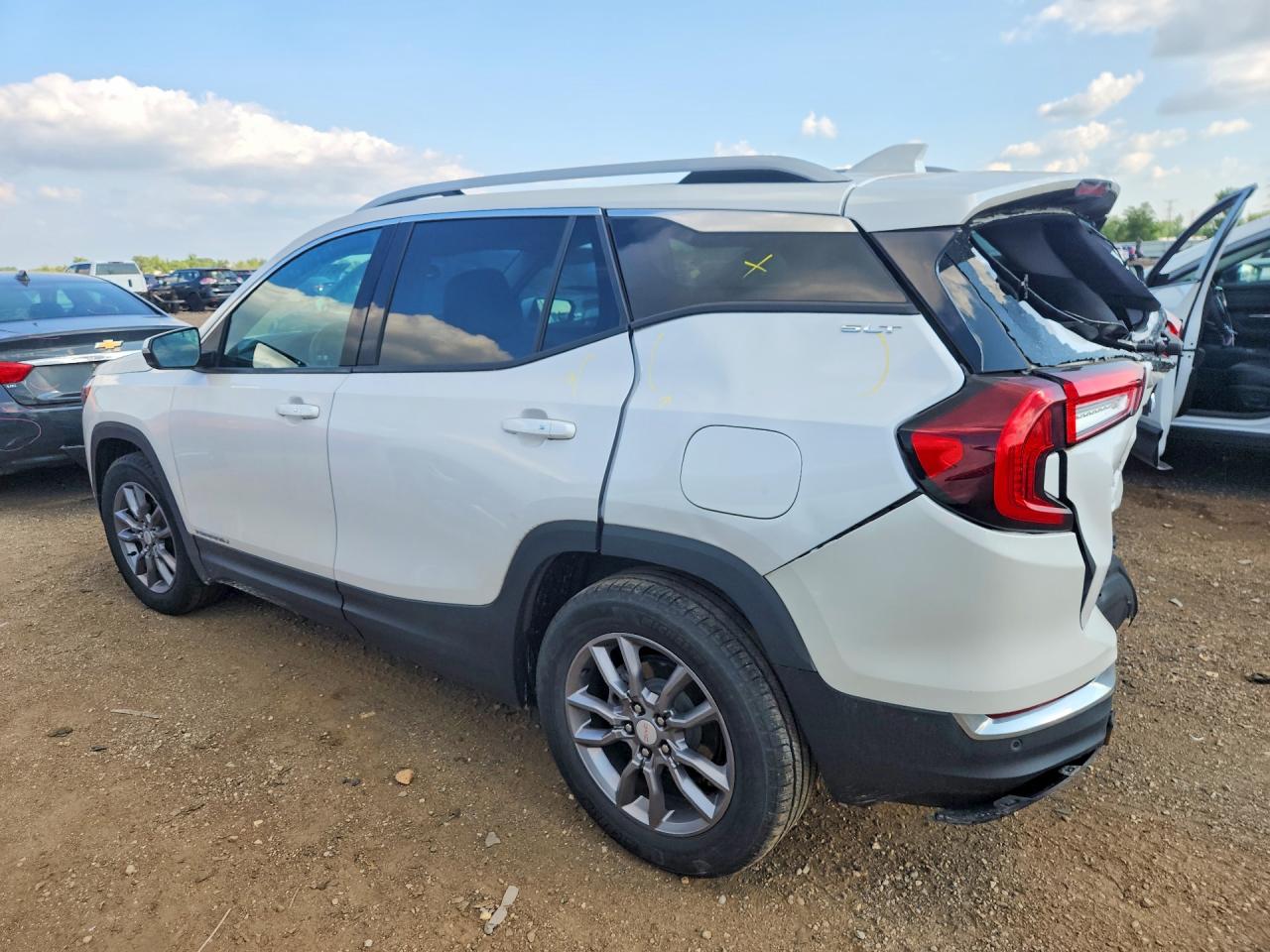 2022 GMC TERRAIN SLT — снимка 2