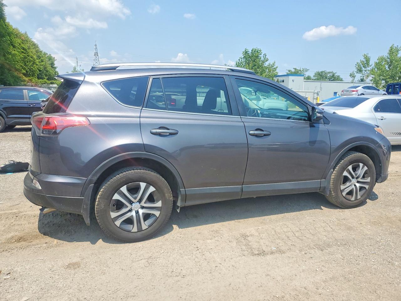 2017 TOYOTA RAV4 LE — снимка 3
