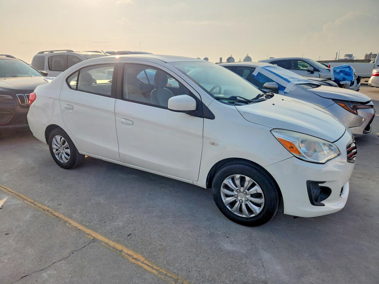 2017 MITSUBISHI MIRAGE G4 ES — снимка 4