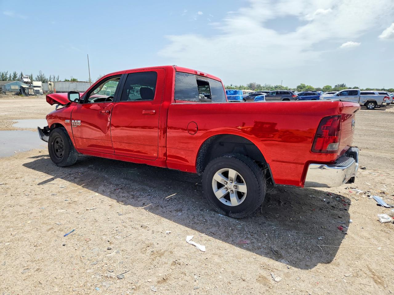 2019 RAM 1500 CLASSIC SLT — снимка 2