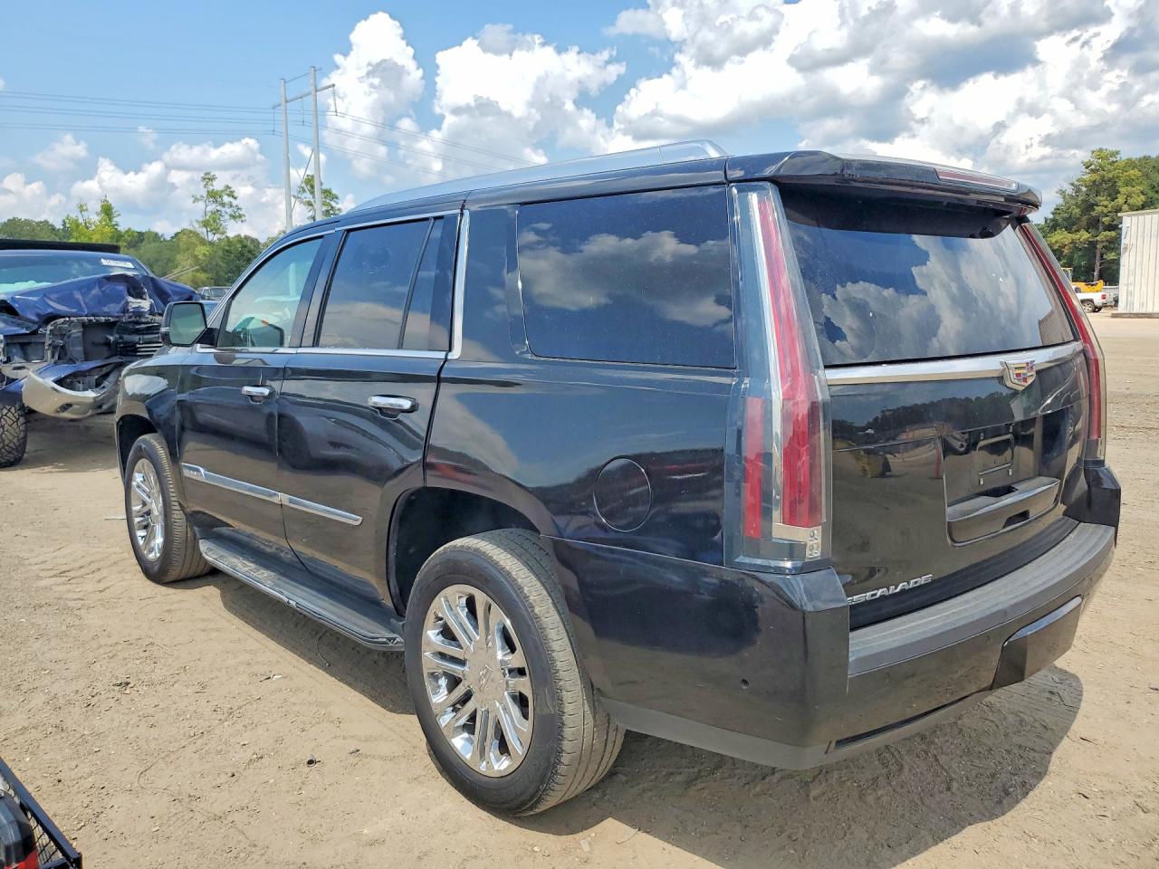 2018 CADILLAC ESCALADE — снимка 2
