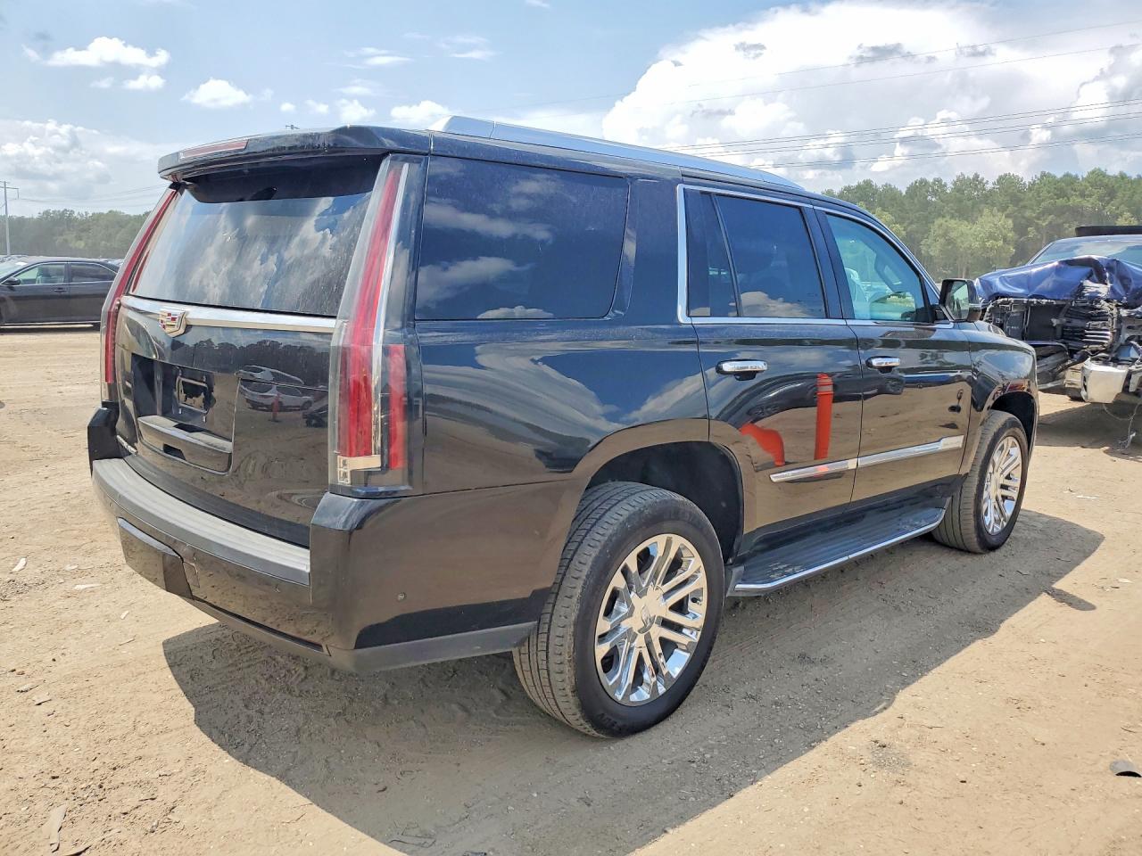 2018 CADILLAC ESCALADE — снимка 3