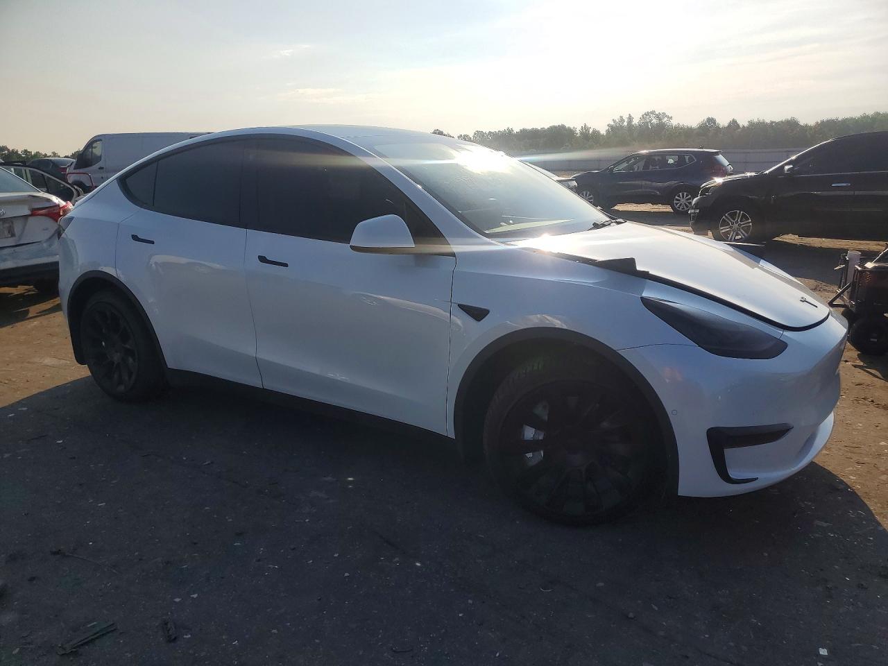2021 TESLA MODEL Y — снимка 4