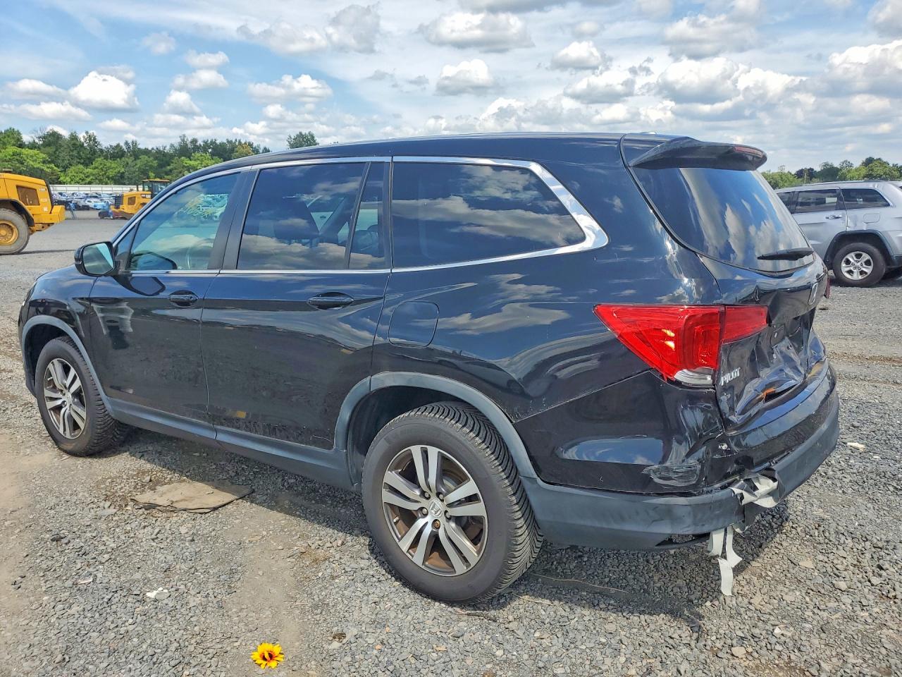 2017 HONDA PILOT EXL — снимка 2
