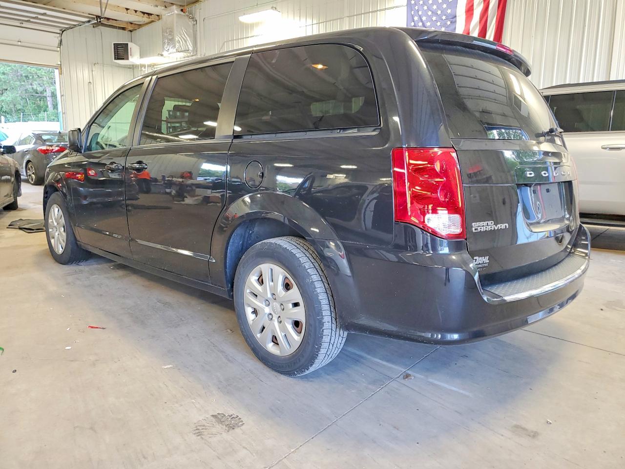 2018 DODGE GRAND CARAVAN SE — снимка 2
