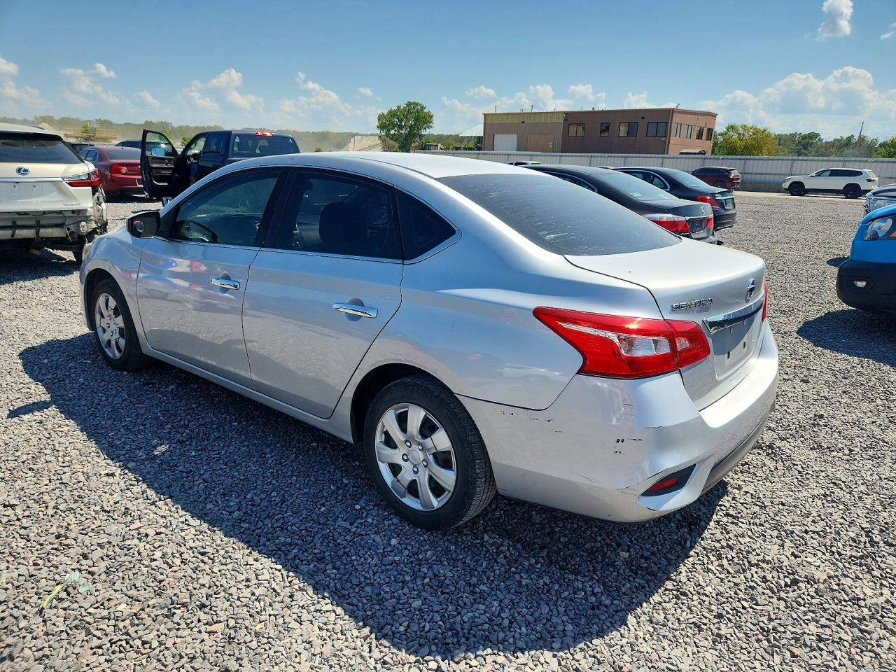 2017 NISSAN SENTRA S — снимка 2
