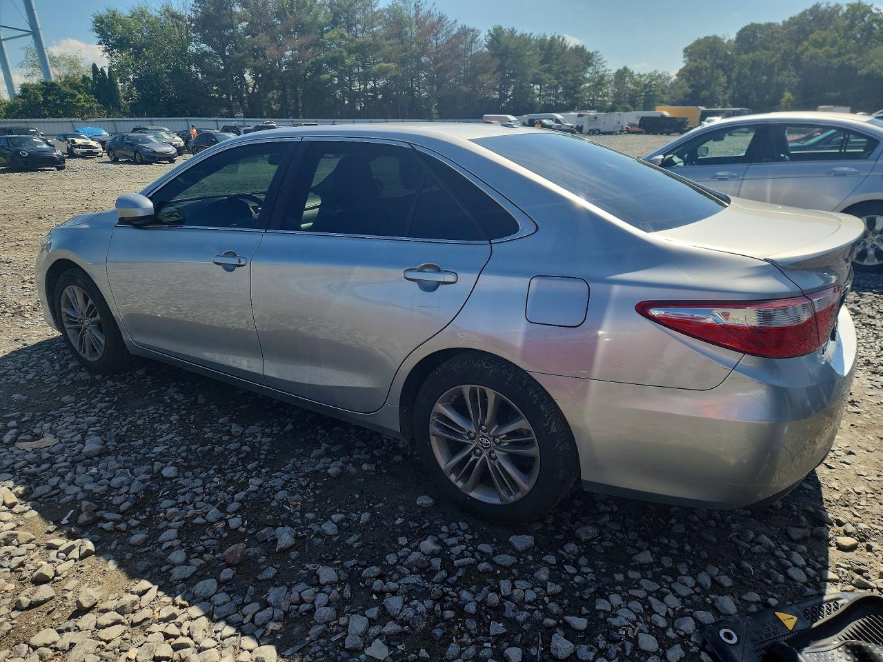 2017 TOYOTA CAMRY SE — снимка 2