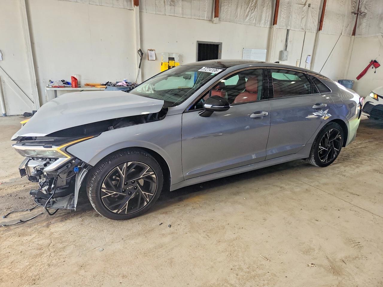 2025 KIA K5 GT LINE