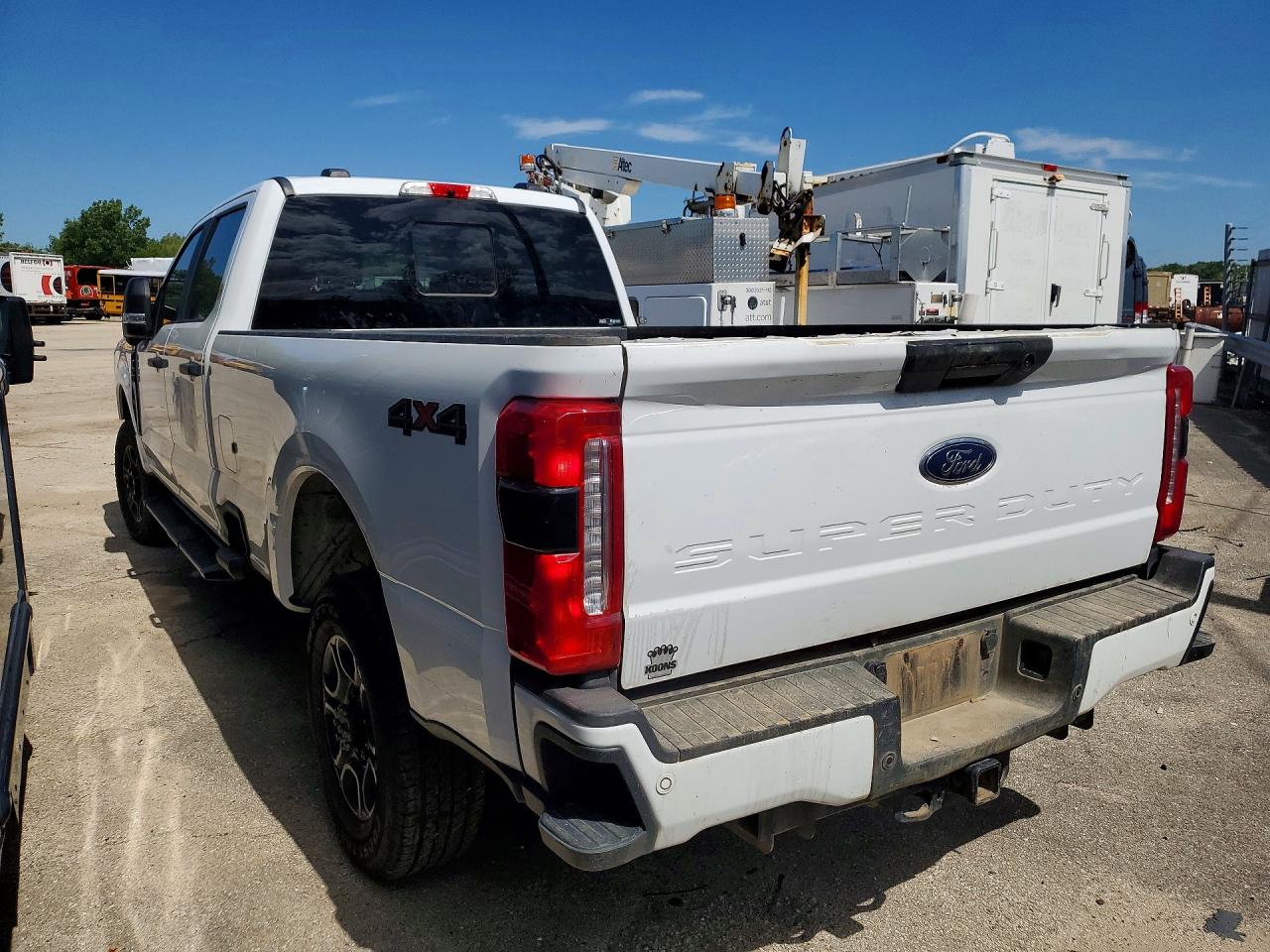 2025 FORD F350 SUPER DUTY — снимка 2