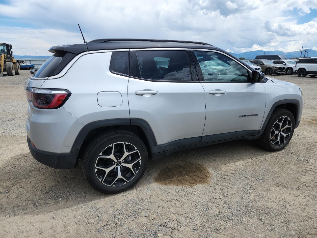 2025 JEEP COMPASS LIMITED — снимка 3