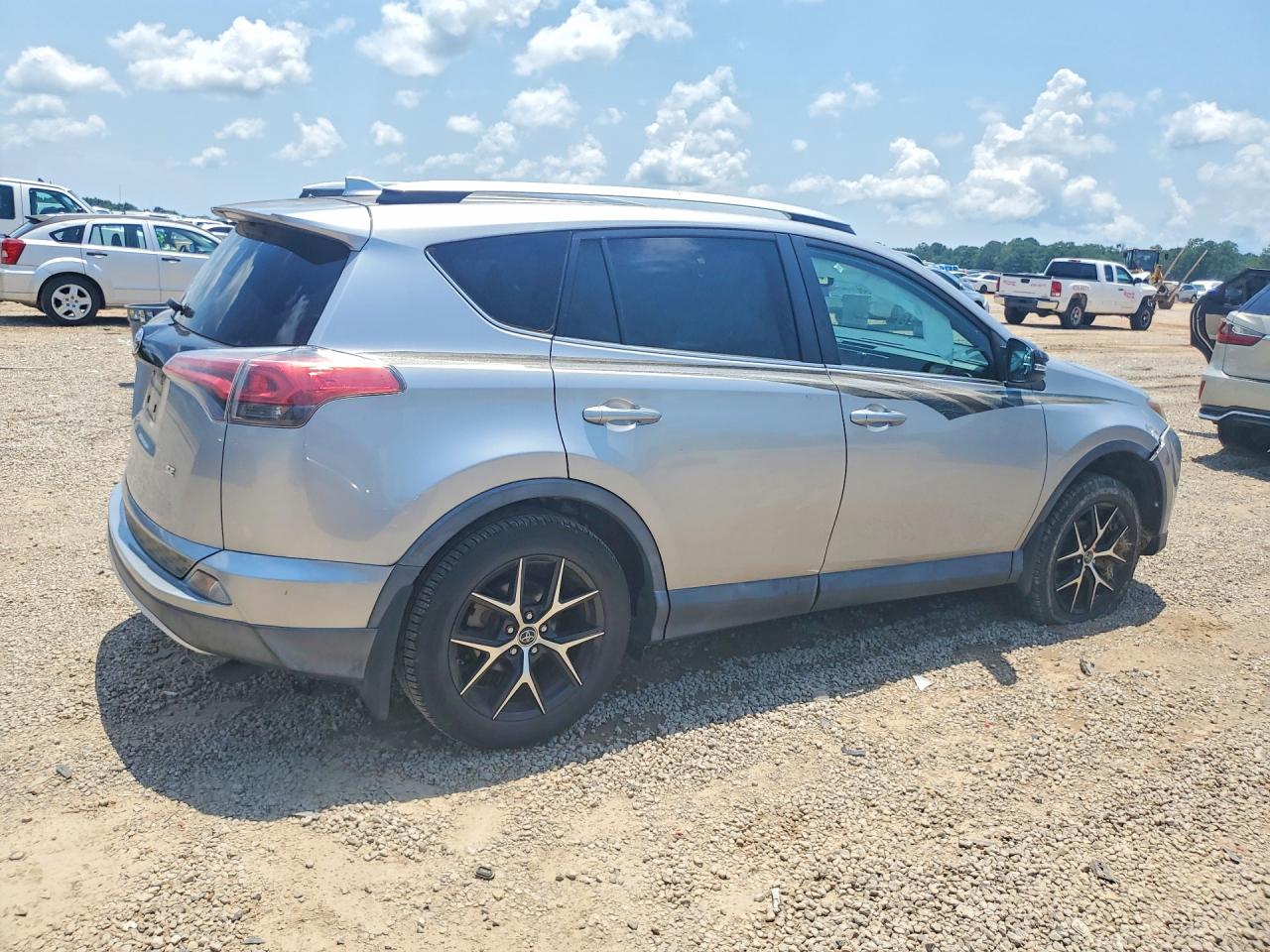 2016 TOYOTA RAV4 SE — снимка 3
