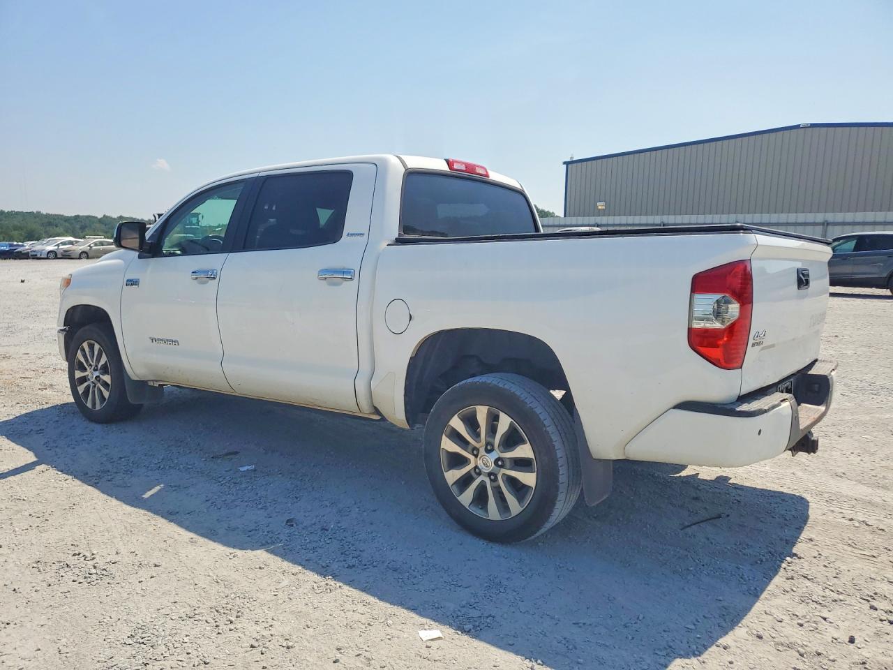 2017 TOYOTA TUNDRA CREWMAX LIMITED — снимка 2
