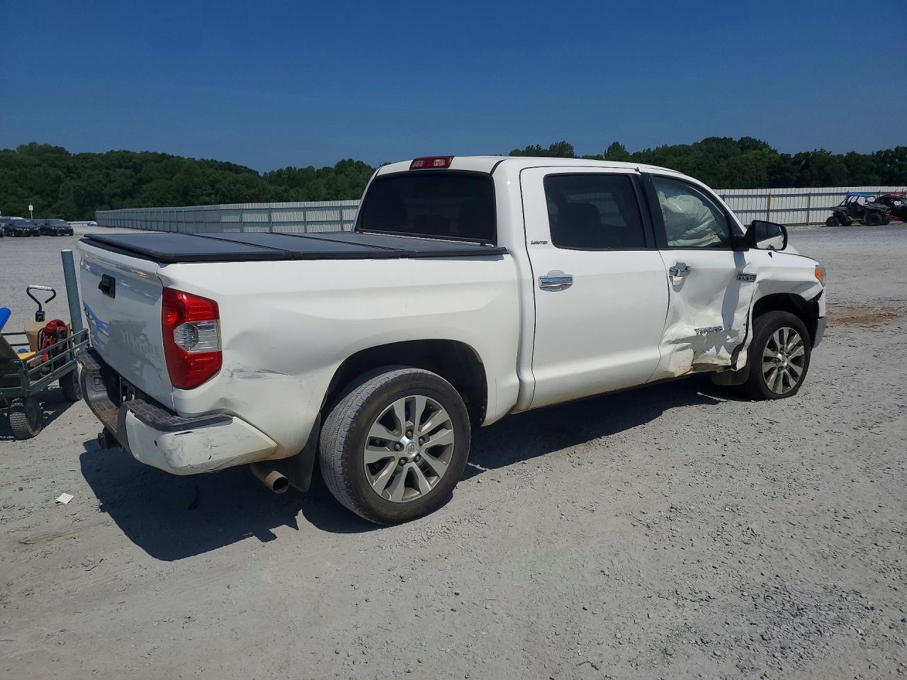 2017 TOYOTA TUNDRA CREWMAX LIMITED — снимка 3